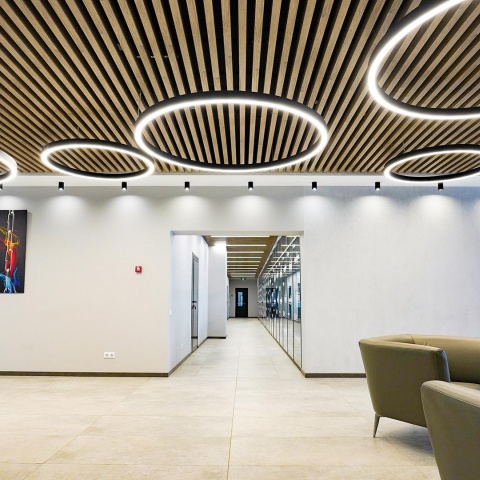 Кубообразная рейка Ш30/В80 дерево алюминий 0,4 White Wood