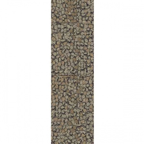 308076